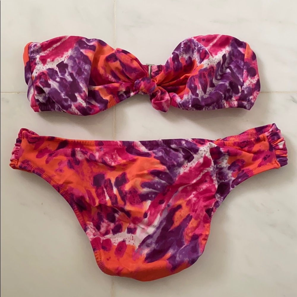 Victoria Secret tie dye bikini👙